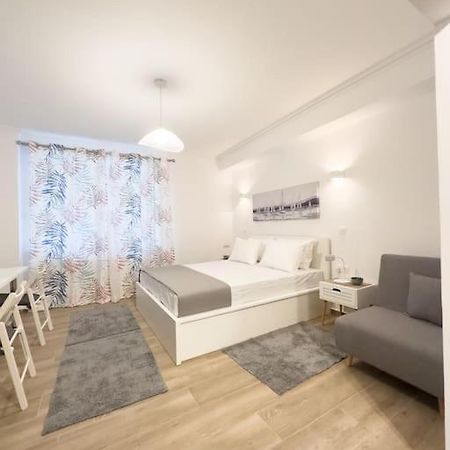Petite Retreat In Kolonaki, Athens /Netflix 아파트 외부 사진