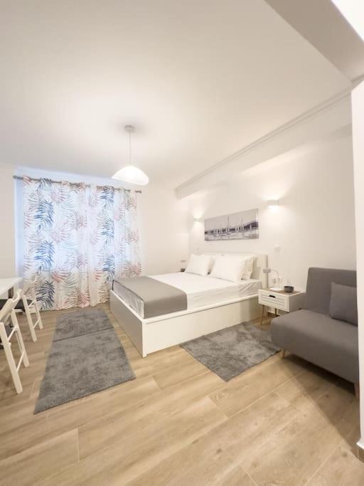 Petite Retreat In Kolonaki, Athens /Netflix 아파트 외부 사진