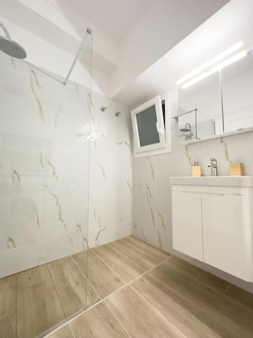 Petite Retreat In Kolonaki, Athens /Netflix 아파트 외부 사진