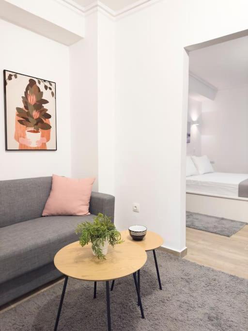Petite Retreat In Kolonaki, Athens /Netflix 아파트 외부 사진