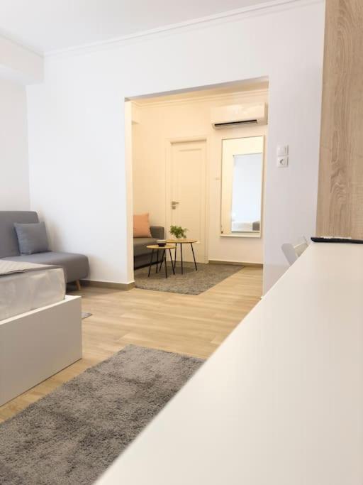 Petite Retreat In Kolonaki, Athens /Netflix 아파트 외부 사진