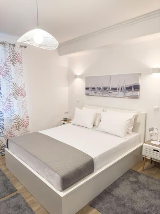 Petite Retreat In Kolonaki, Athens /Netflix 아파트 외부 사진